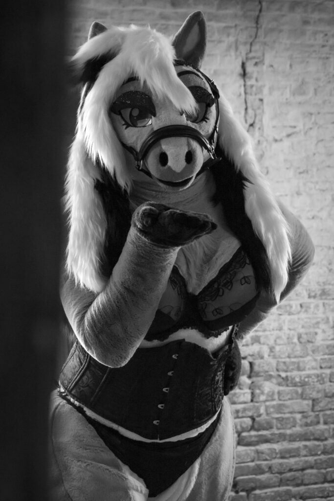 Studio Nudique - lookbook furry